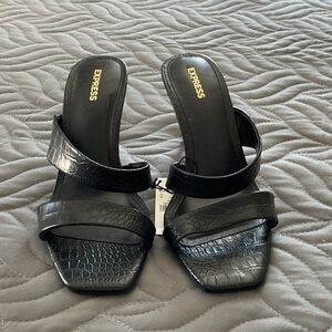 Express Black Croc-Patterned Heels